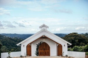 003-summergrovegoldcoastchapelwedding